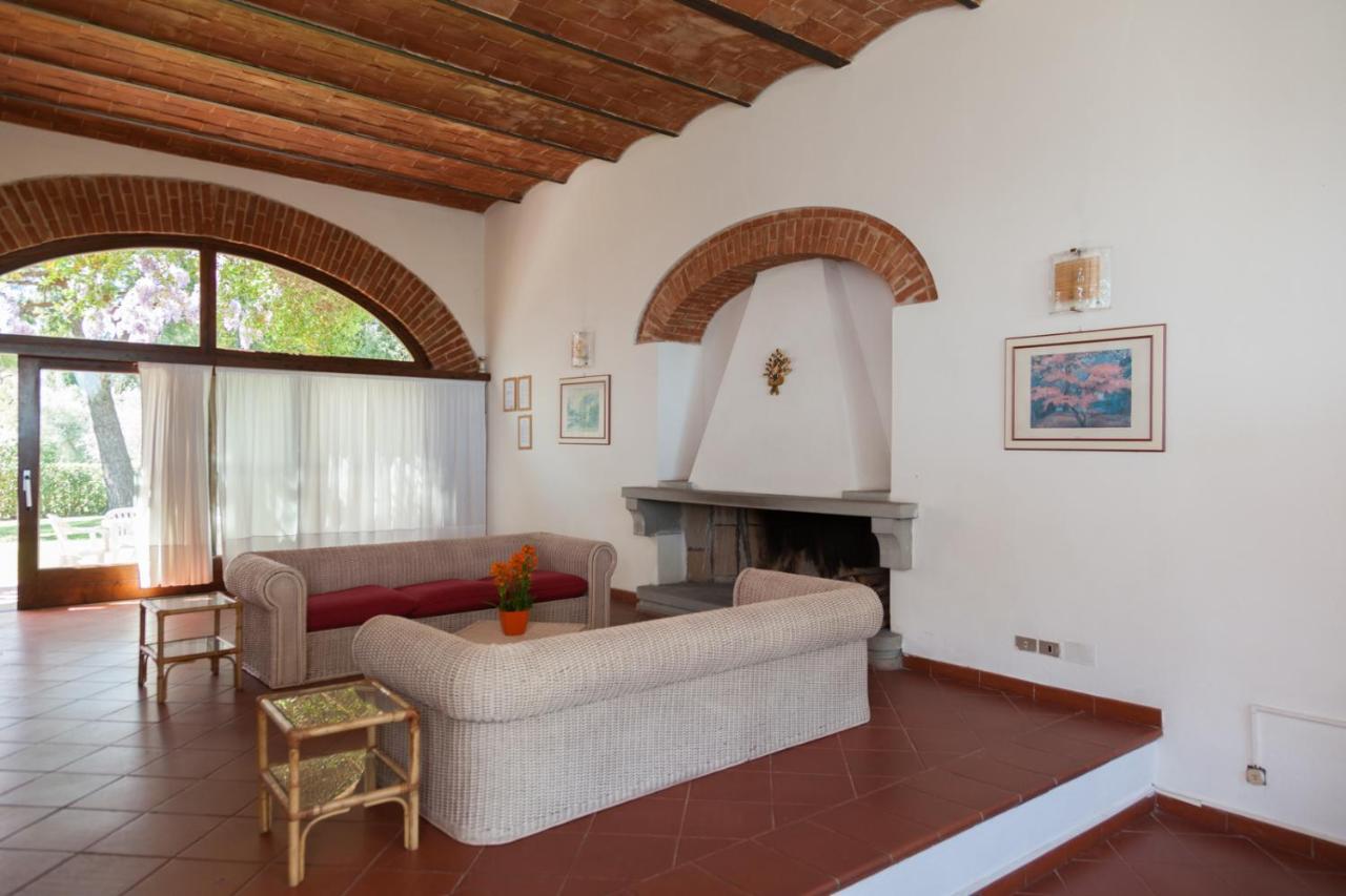Aparthotel La Canova Ii